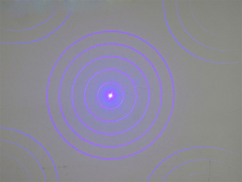 5 concentric circles effect red/green/blue laser Focusing laser