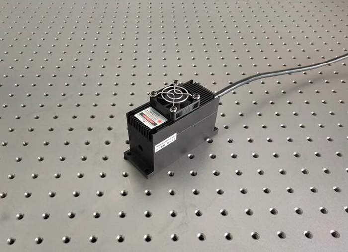 730nm 1200mW NIR Semiconductor Laser Lab Laser System - Click Image to Close